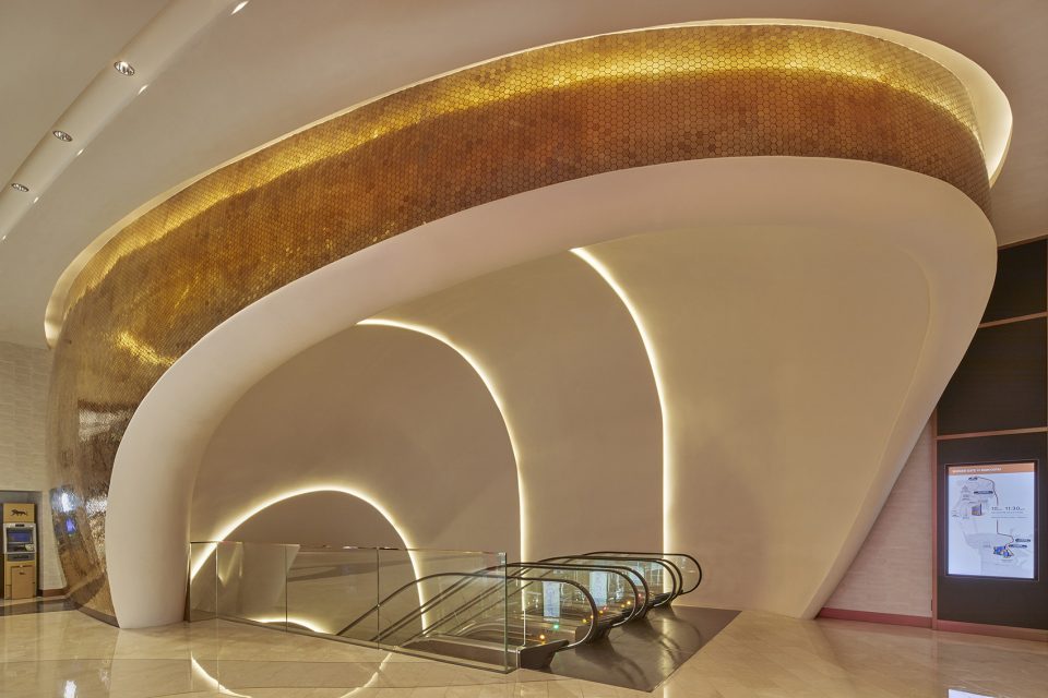 007-MGM-Cotai-Interiors-by-Rockwell-Group-960x640.jpg