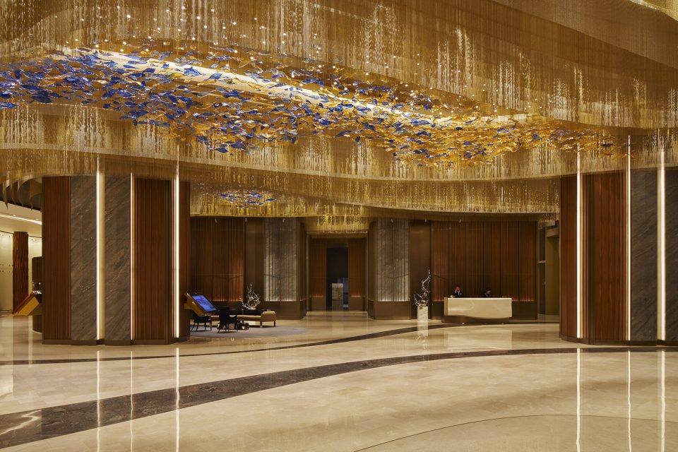 013-MGM-Cotai-Interiors-by-Rockwell-Group-960x640.jpg