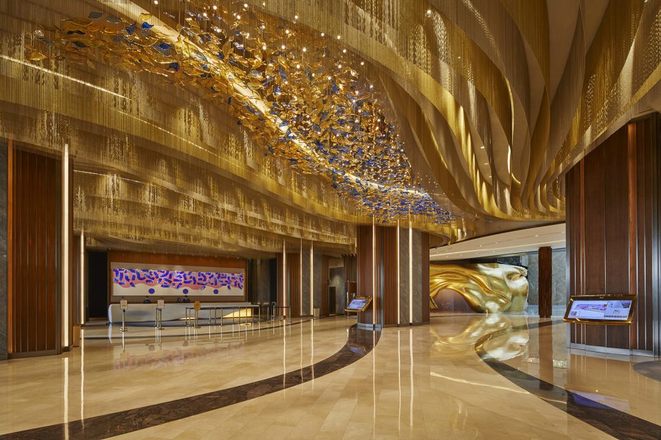 011-MGM-Cotai-Interiors-by-Rockwell-Group-960x640.jpg