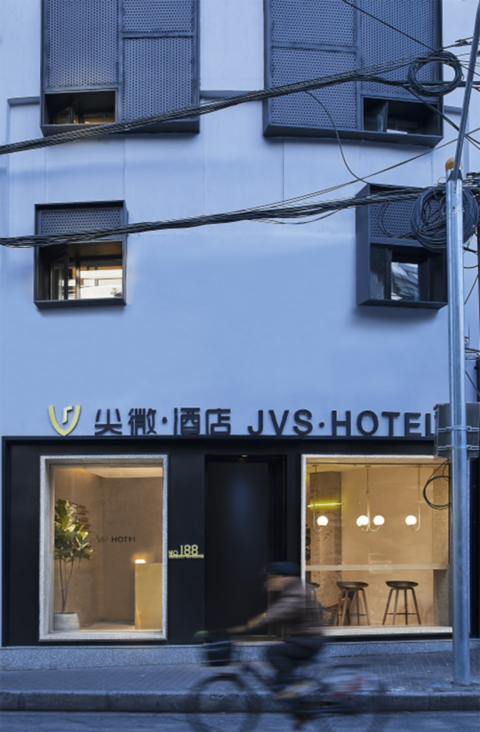 001-the-jump-bund-hotel-renovation-in-shanghai-by-muxin-design-studio-960x1463.jpg