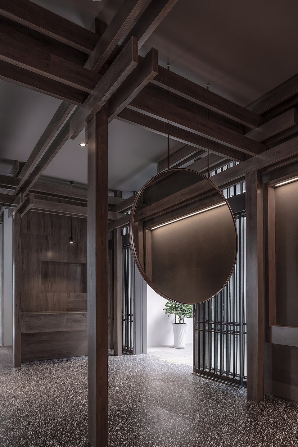 015-box-order-nanjing-jingjian-lawyer-museum-china-by-inch-condensation-architectural-design-960x1439.jpg