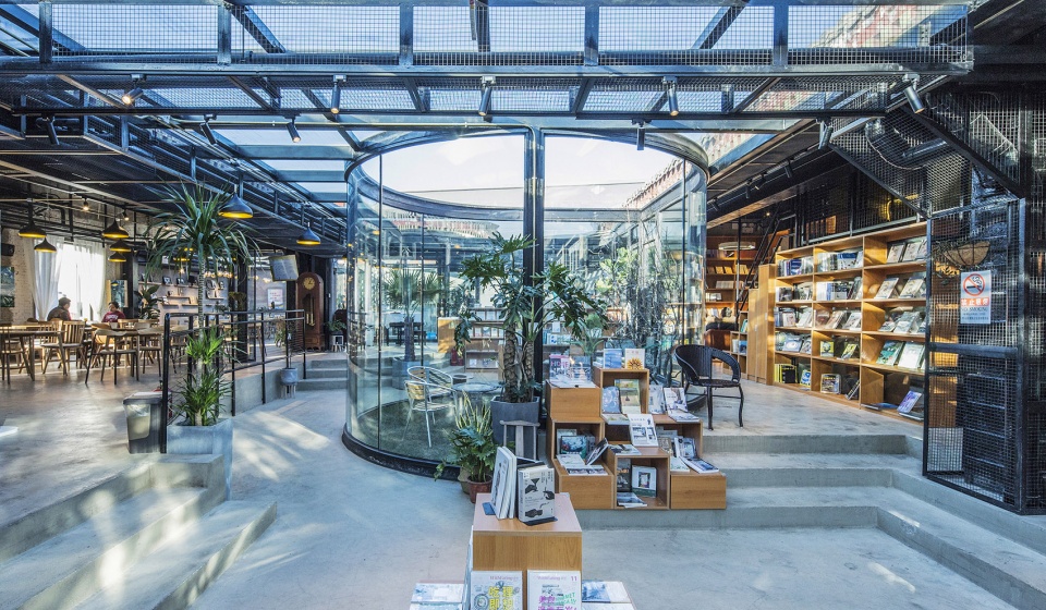 04-bookstore-in-the-courtyard-ireading-cultural-space-china-by-hypersity-architects-960x560.jpg