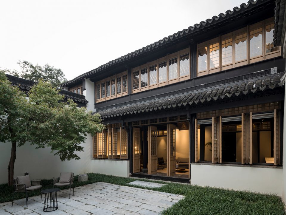 019-historic-house-renovation-in-suzhou-by-b-l-u-e-architecture-studio-960x721.jpg