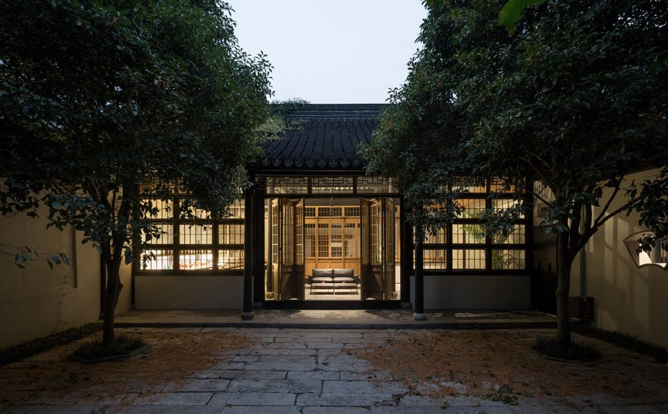 015-historic-house-renovation-in-suzhou-by-b-l-u-e-architecture-studio-960x595.jpg